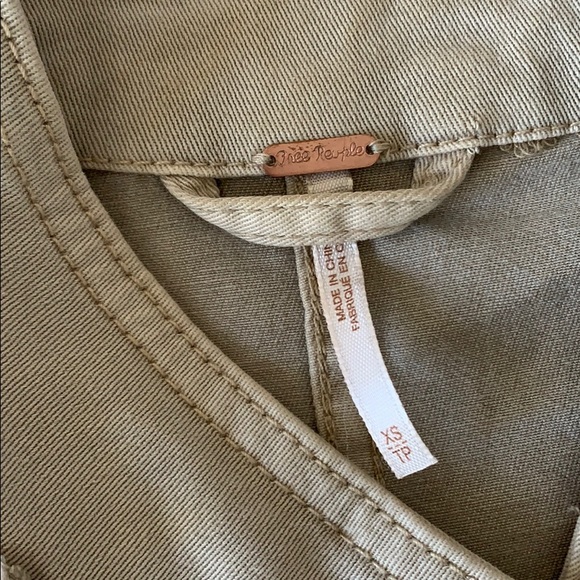 🎉 Free People Ruffled Military Jacket - Picture 3 of 6